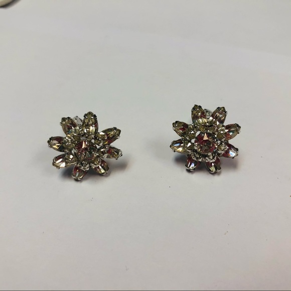 VINTAGE WEISS RHINESTONE EARRINGS - Picture 7 of 9